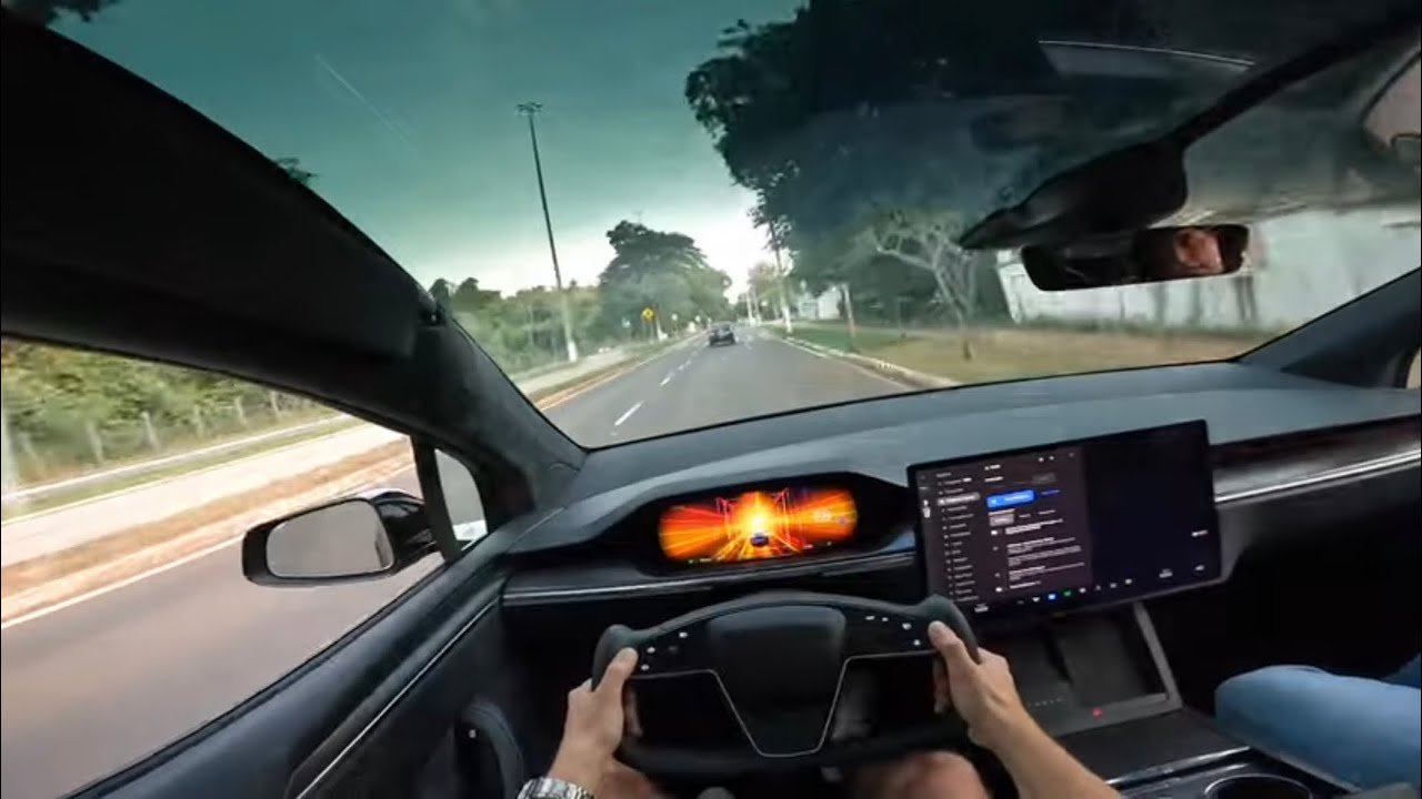 ACELEREI O TESLA PLAID DE 1000CV