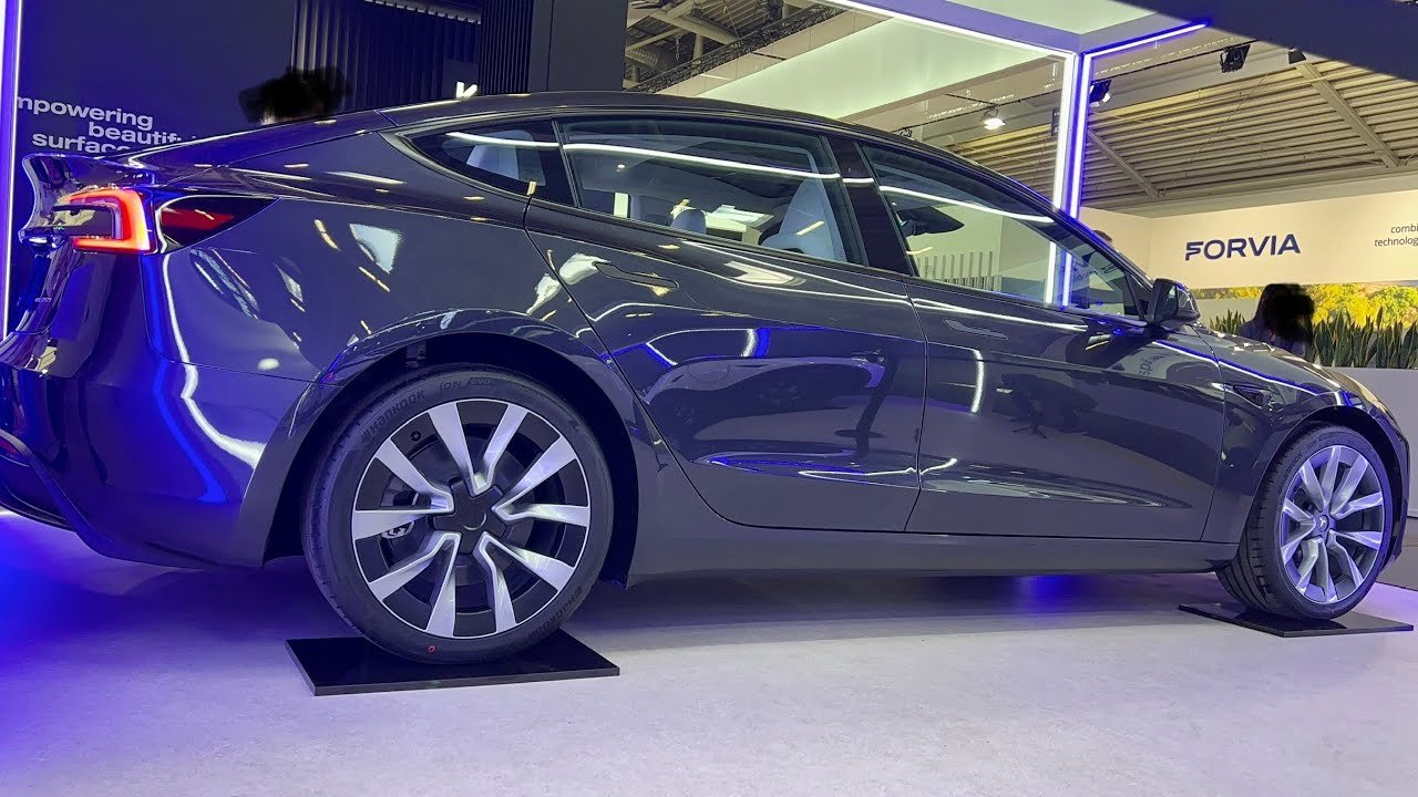 New Tesla Model 3 Highland 2024