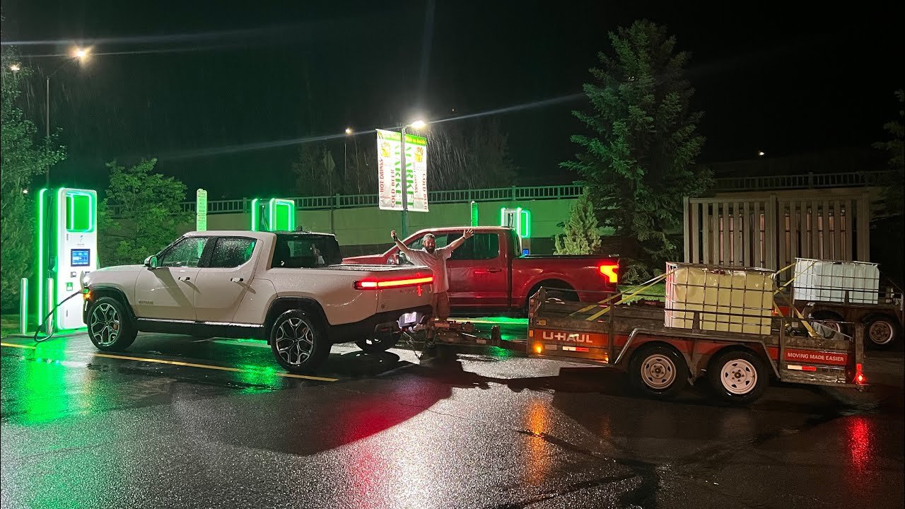 EV Towing Race Across The Rockies! F-150 Lightning vs Rivian R1T With Identical Trailers