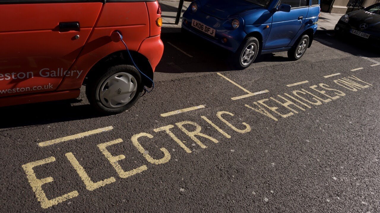 EV owners told to ‘not to charge their cars’ during California heat wave